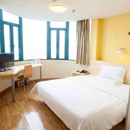 7Days Inn Guangzhou Xinshi Room photo